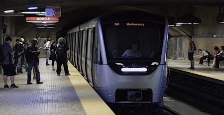 Une rame de métro dans un tunnel du réseau de la STM